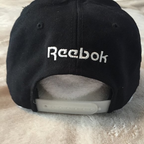 ❤️4/$20 REEBOK classic cap - Picture 3 of 7